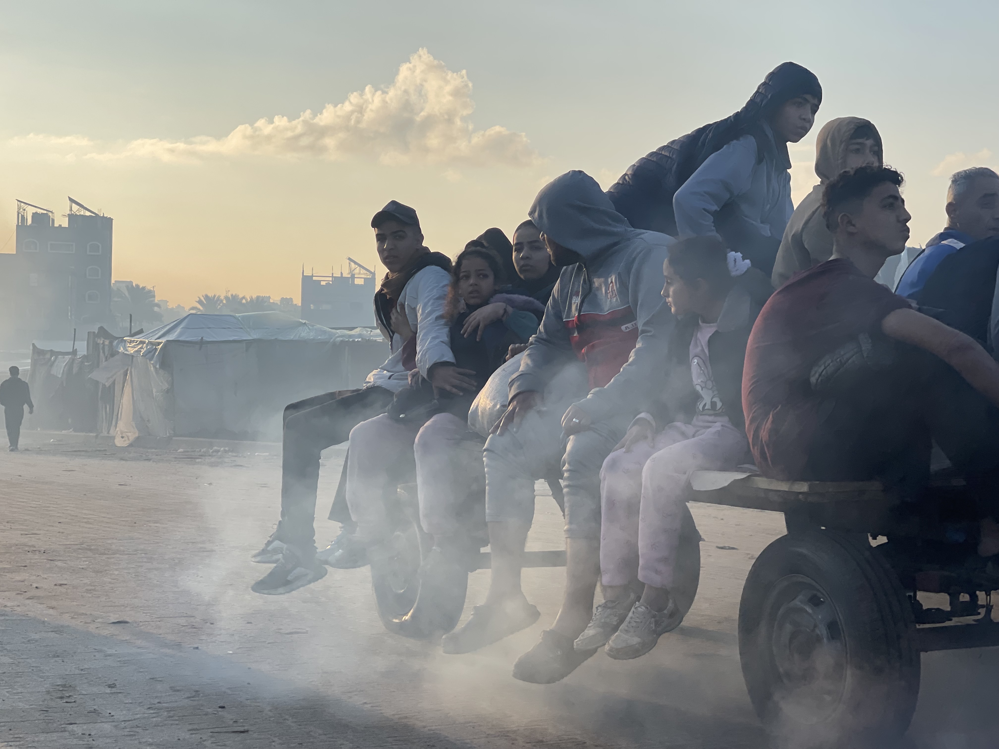 ICRC_JanuaryCeasefire_Walk back to northern Gaza2.JPG